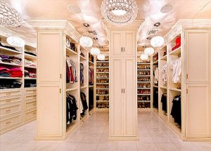 Mariah Carey closet